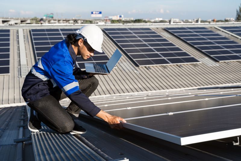 Professional Solar Panel Maintenance
